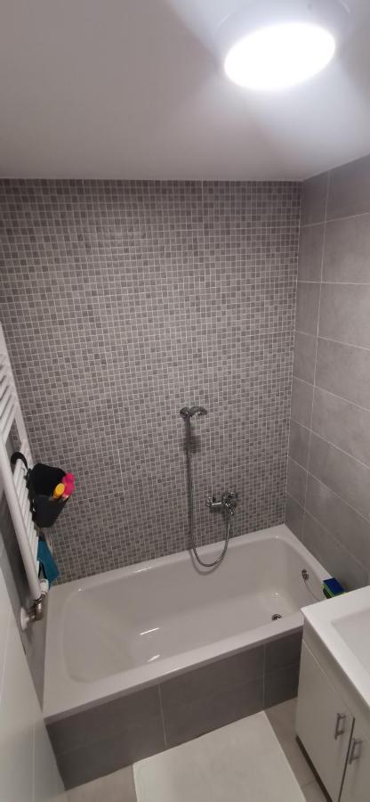 Апартаменты Apartman Varenica Добой Экстерьер фото